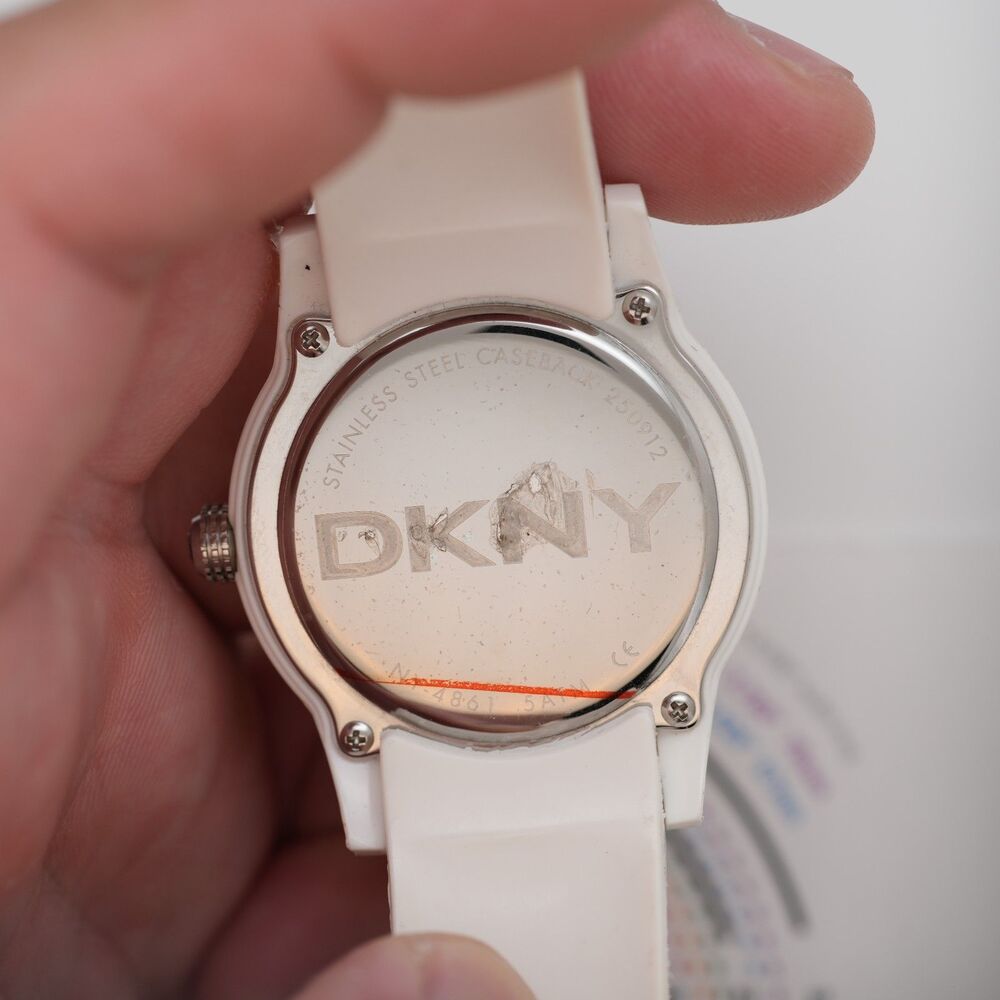 DKNY NY-4861 Womens Watch 38mm White Silicone Strap New Battery Running - Picture 4 of 10